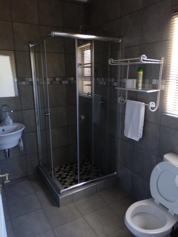 Xain Quaz Camp Hotel Gobabis ภายนอก รูปภาพ