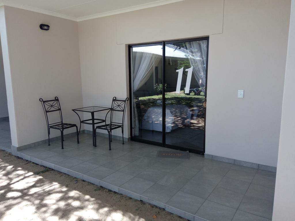 Xain Quaz Camp Hotel Gobabis ภายนอก รูปภาพ
