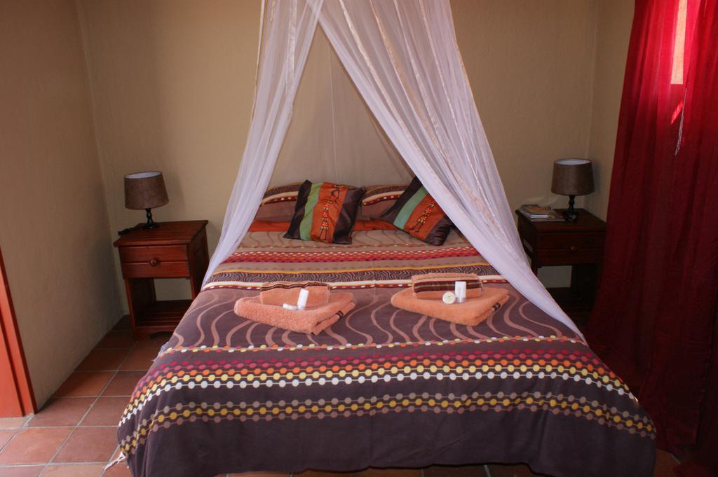 Xain Quaz Camp Hotel Gobabis ภายนอก รูปภาพ