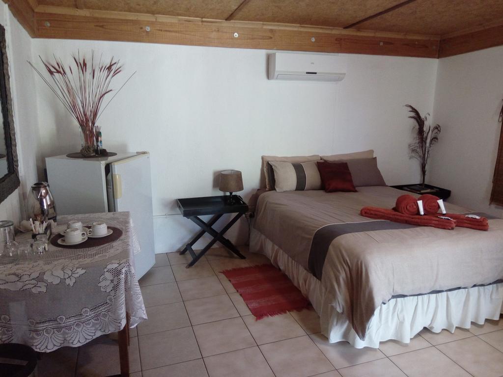 Xain Quaz Camp Hotel Gobabis ภายนอก รูปภาพ